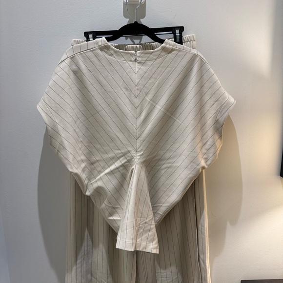 COS — MATCHING SET (TOP/PANTS) - Picture 2 of 7